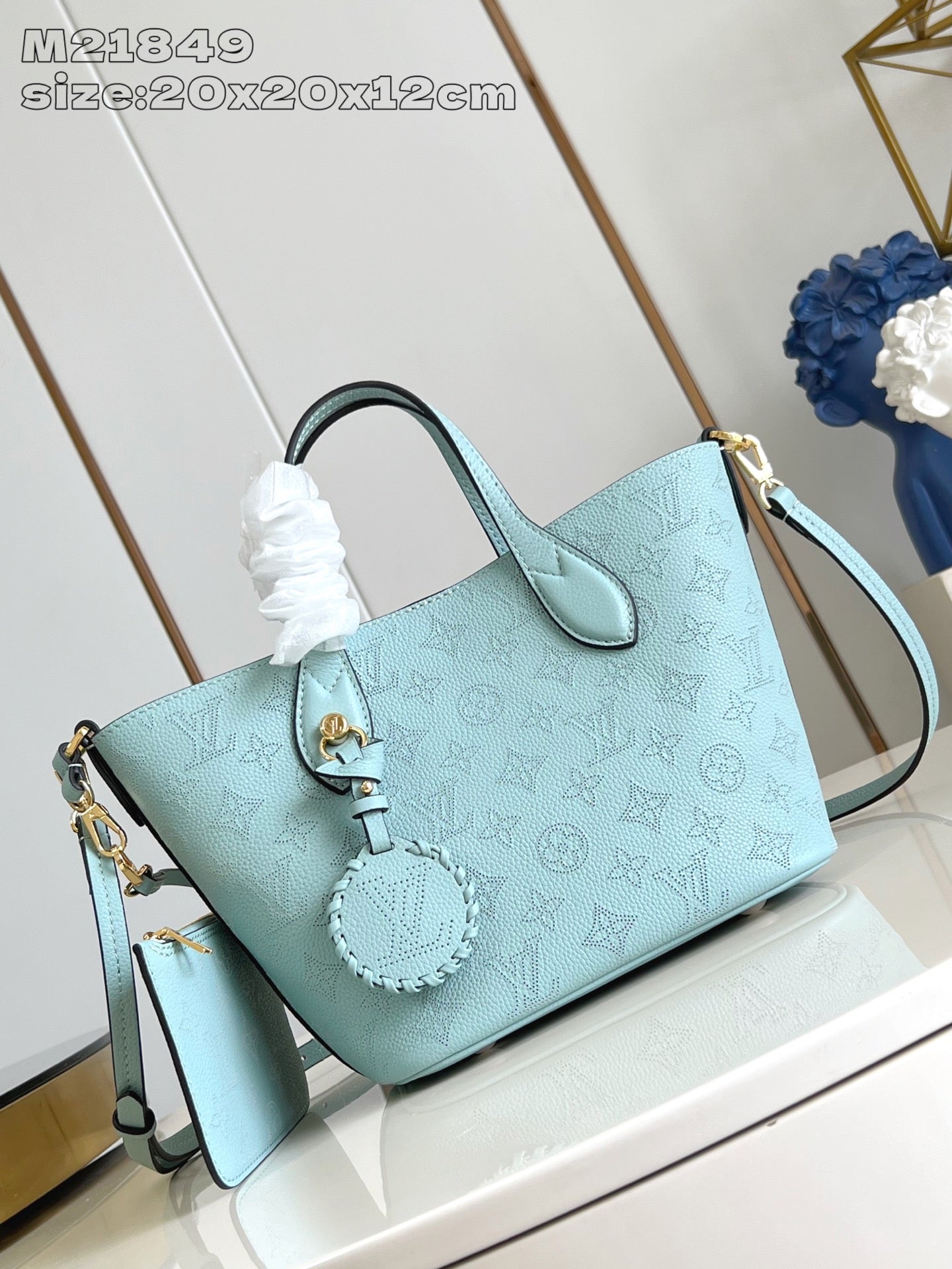 China Replica LV Handbags 225usd Only