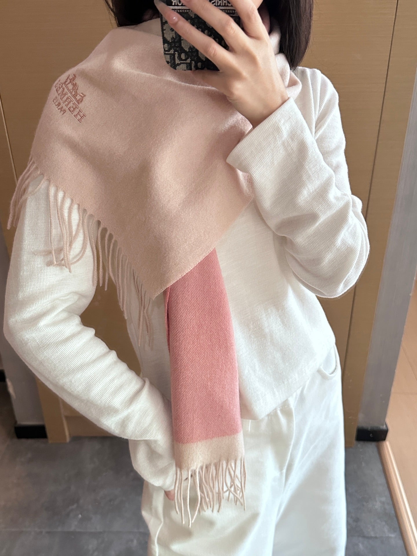 China Replica Gucci Scarf 50usd Only