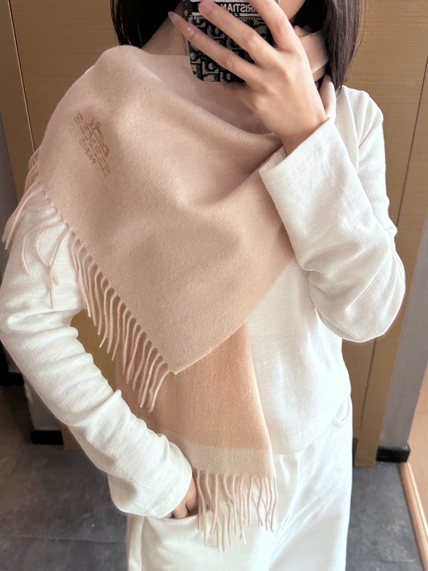 China Replica Gucci Scarf 50usd Only