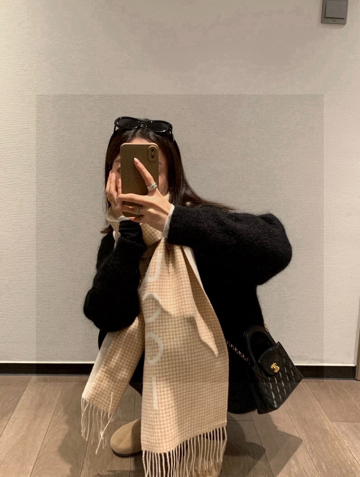 China Replica Gucci Scarf 64usd Only