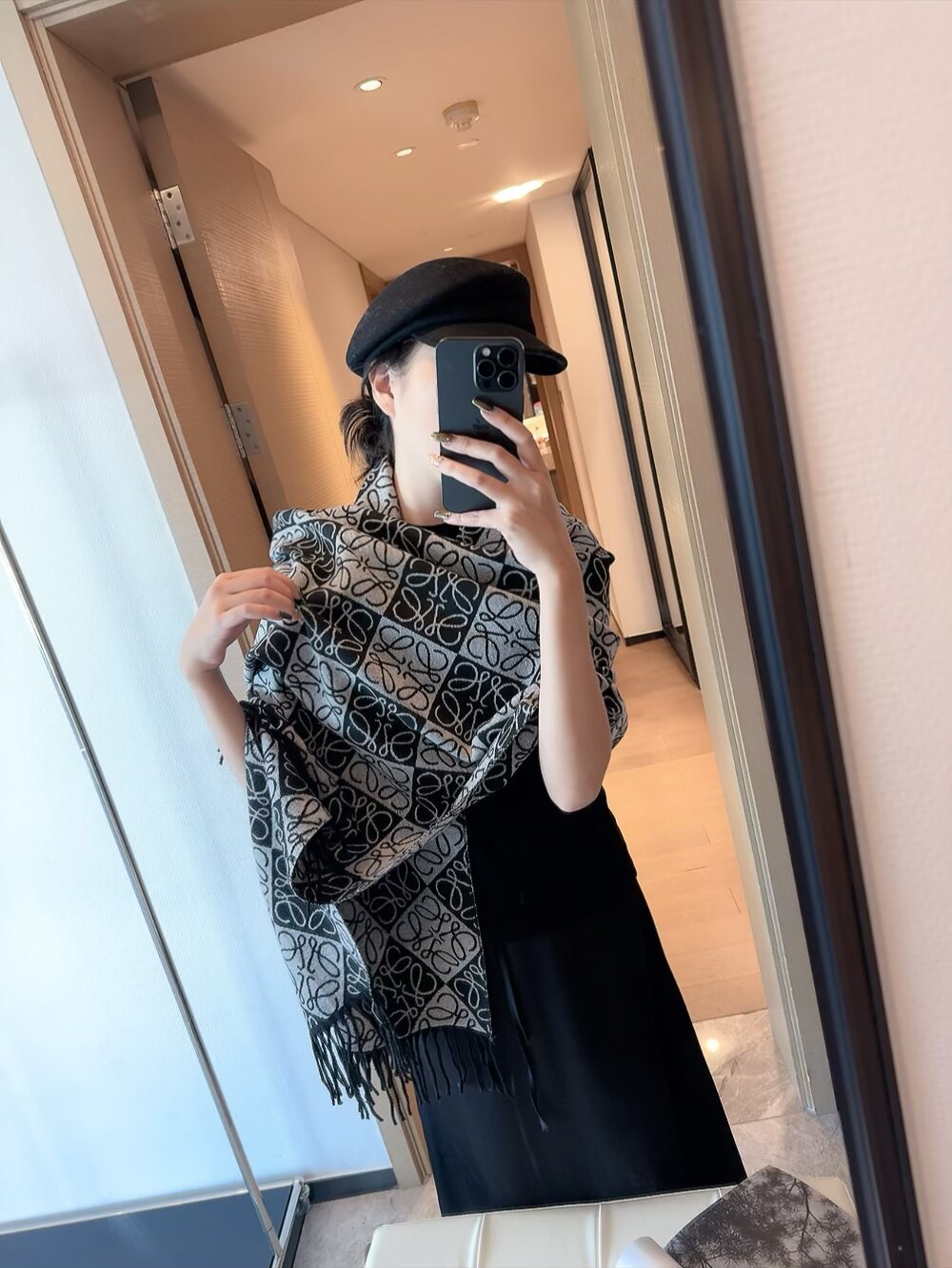 China Replica Loewe Scarf 16usd Only