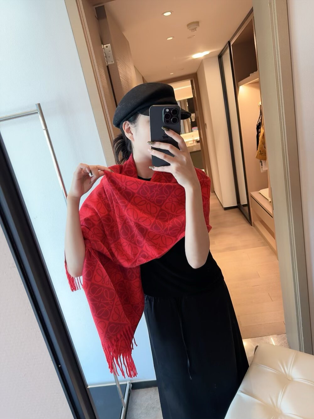 China Replica Loewe Scarf 16usd Only