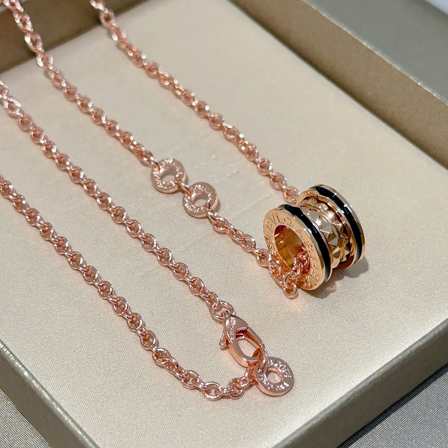 China Replica Bvlgari Necklaces 51usd Only