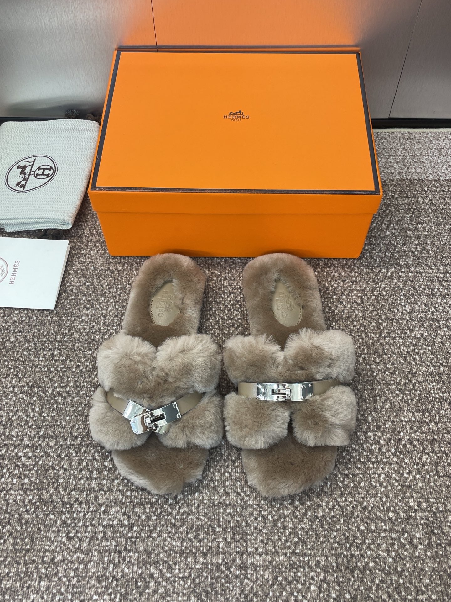 China Replica Hermes Women Shoes 91usd Only