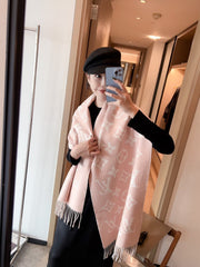 China Replica LV Scarf 17usd Only