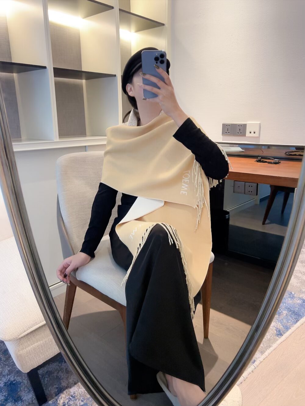 China Replica Loewe Scarf 17usd Only