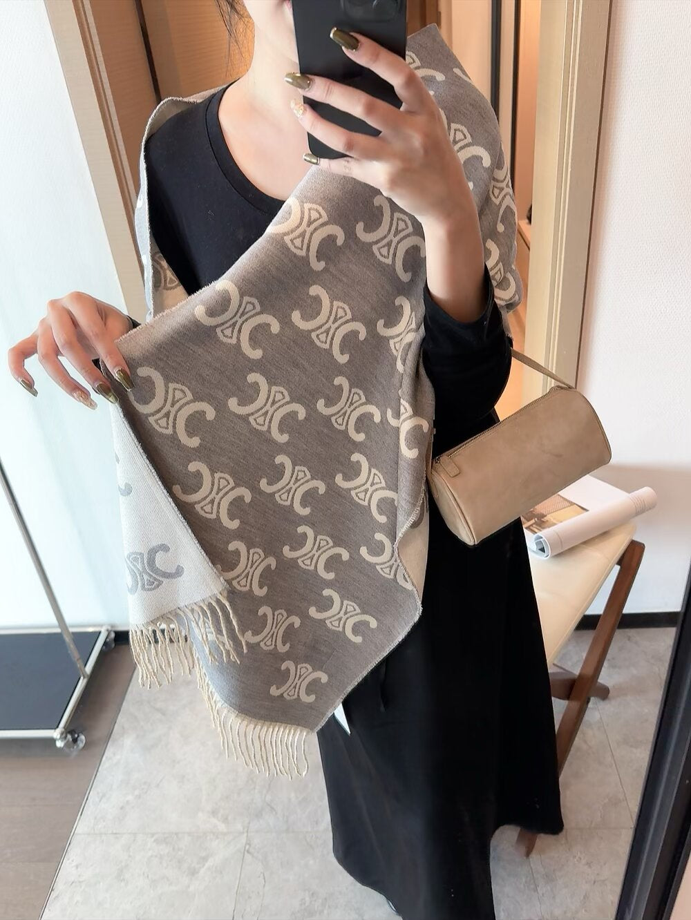 China Replica Celine Scarf 17usd Only