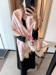 China Replica LV Scarf 18usd Only