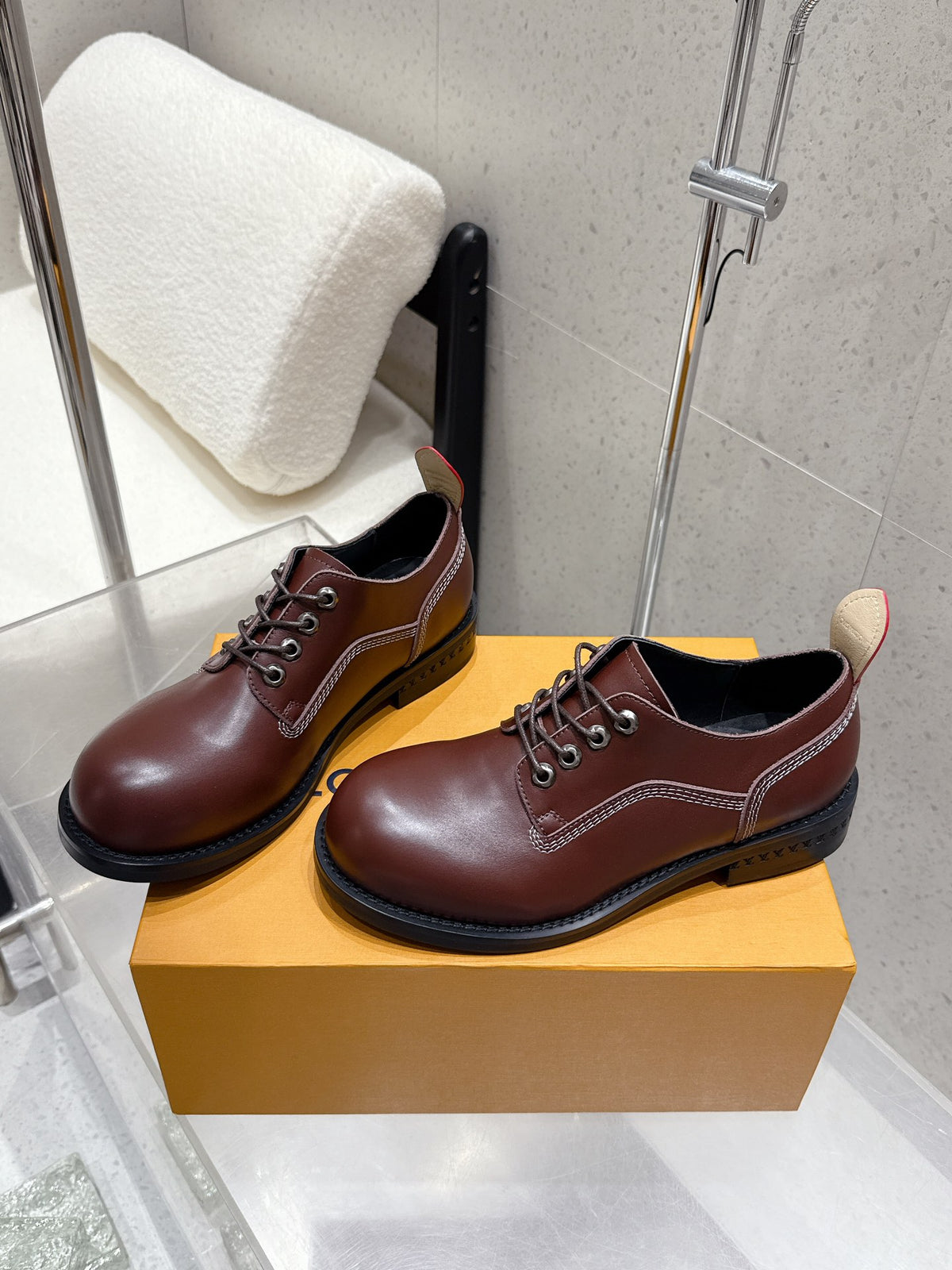 China Replica LV Women Shoes 133usd Only