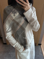 China Replica Burberry Scarf 46usd Only