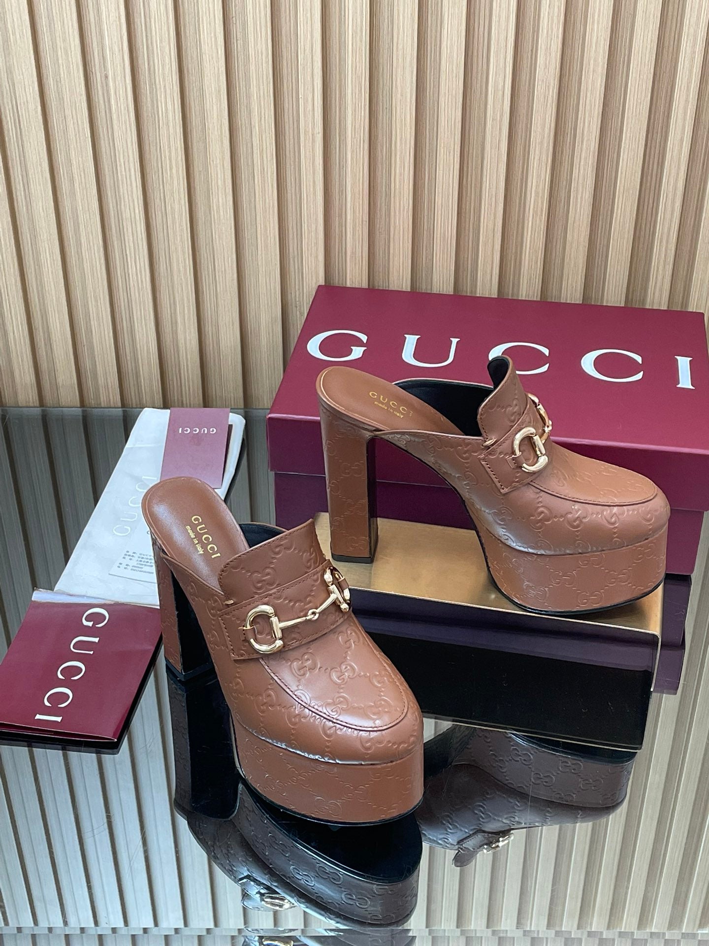 China Replica Gucci Women Shoes 130usd Only
