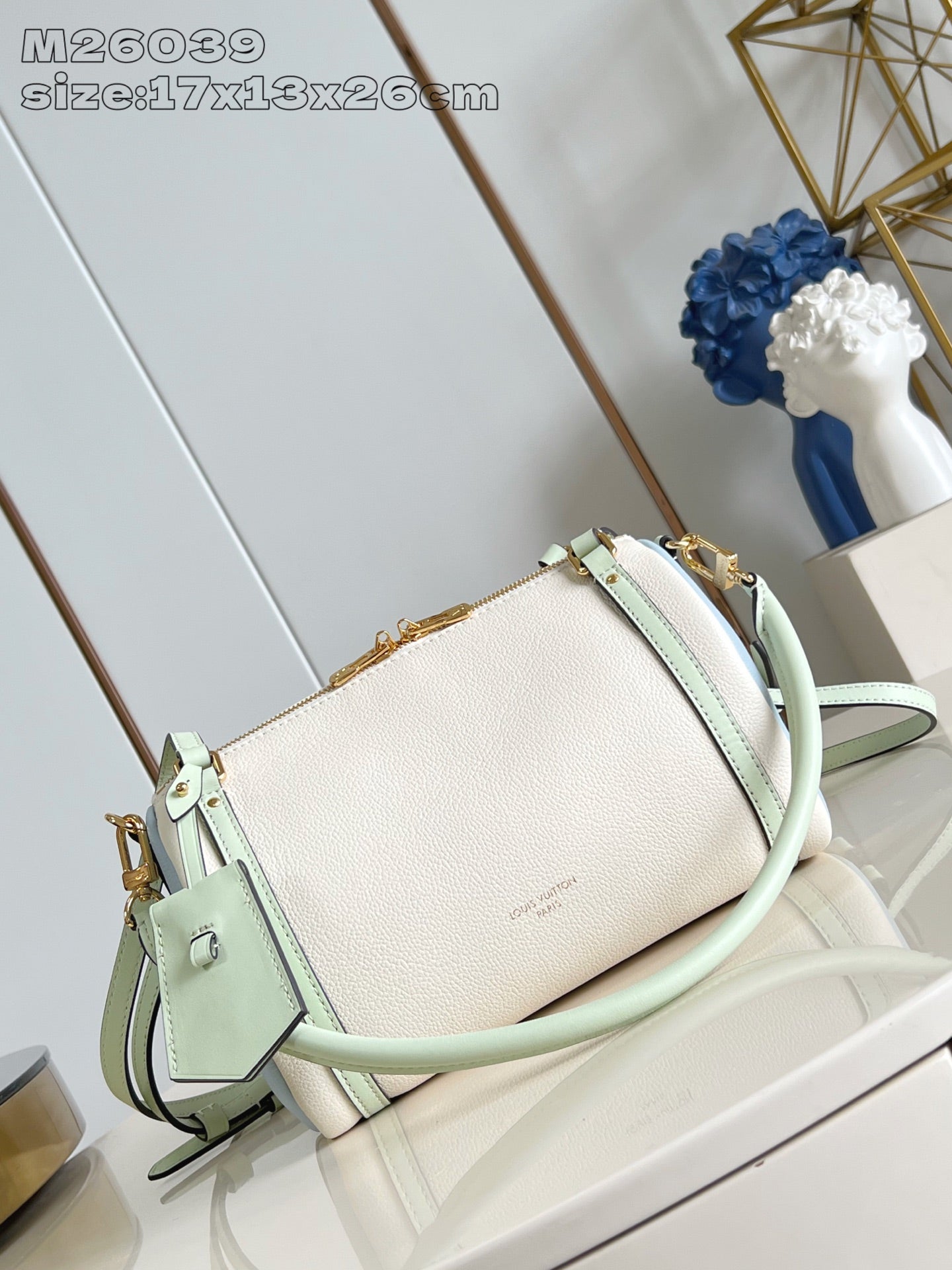China Replica LV Handbags 204usd Only