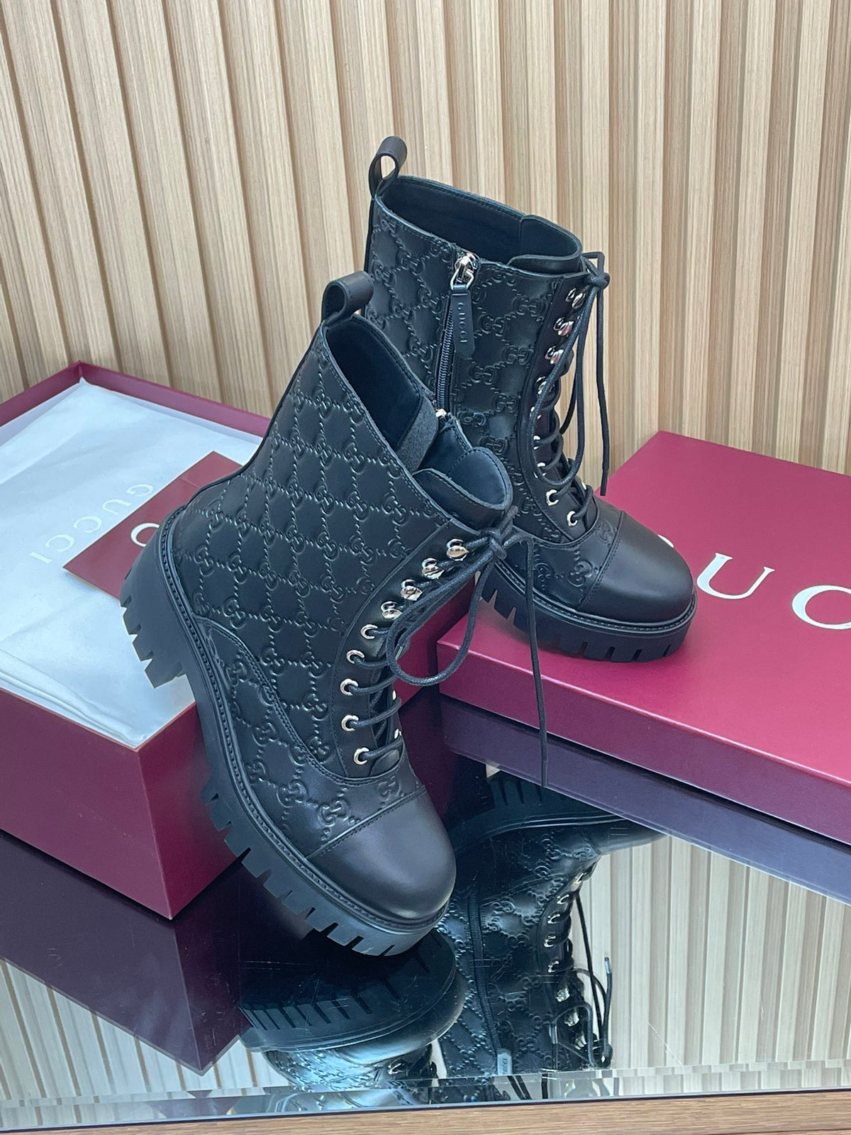 China Replica Gucci Women Shoes 136usd Only