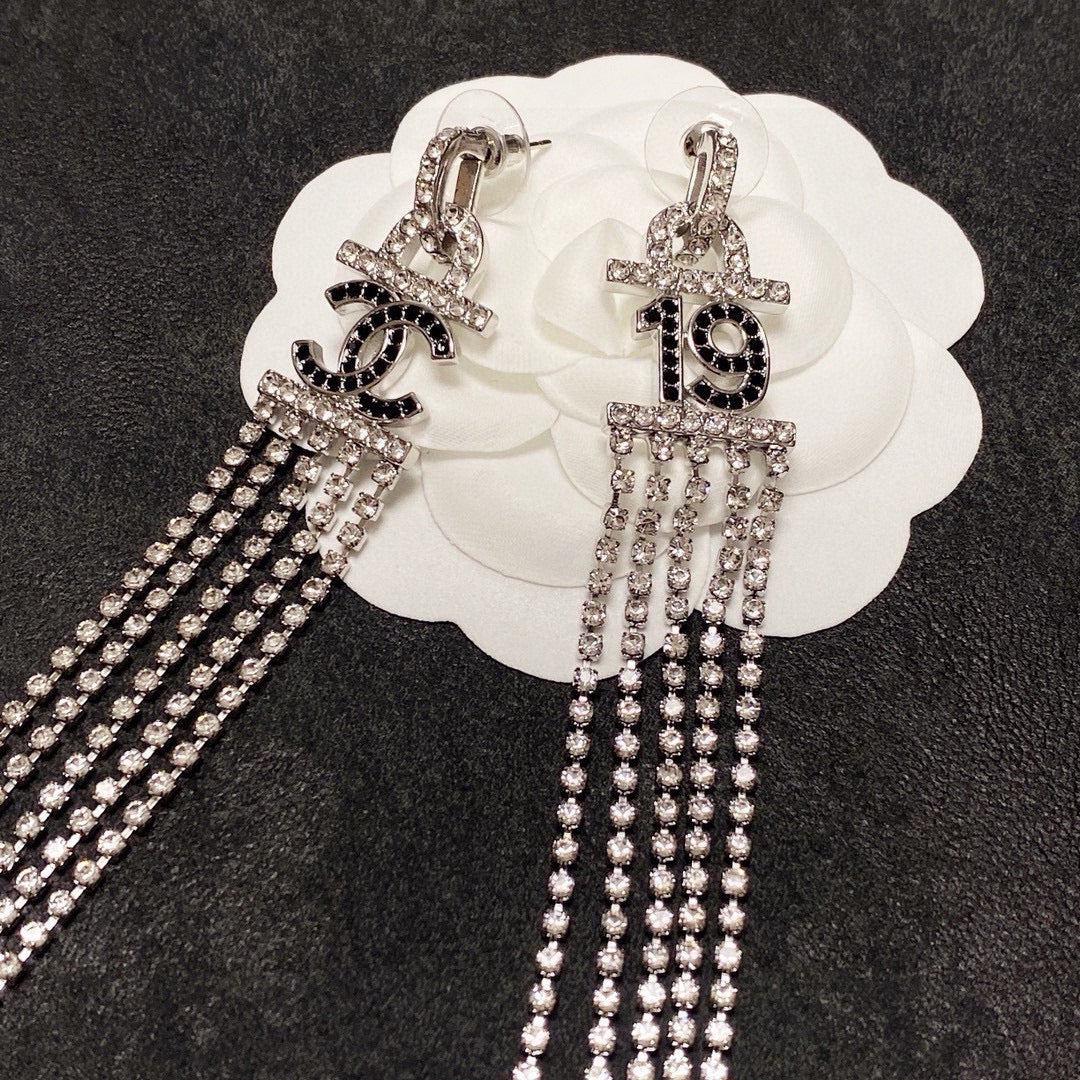China Replica Chanel Earrings 30usd Only