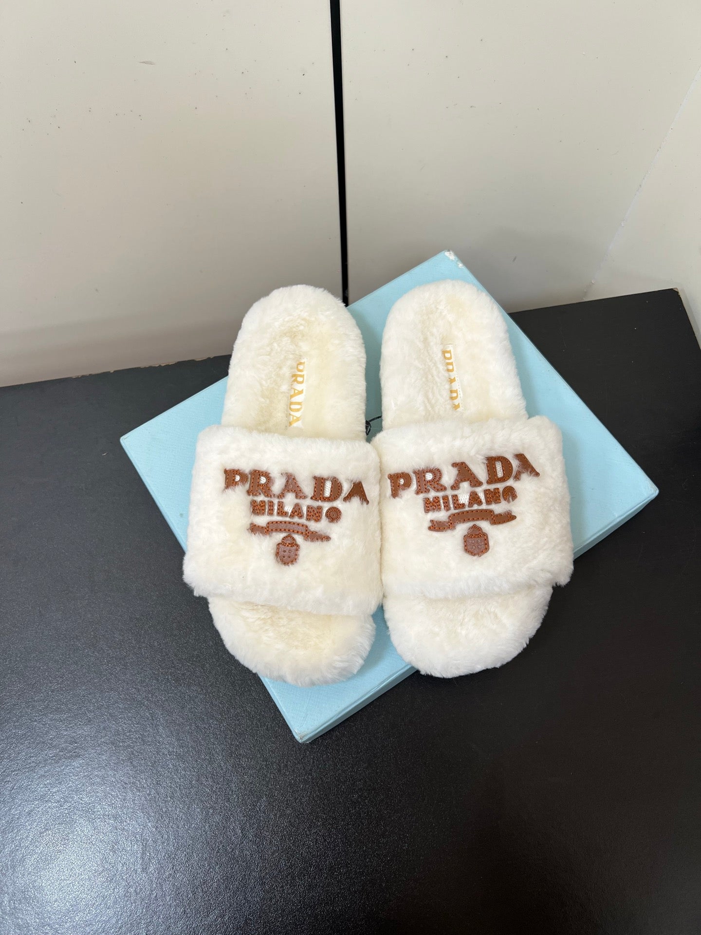 China Replica Prada Women Shoes 88usd Only
