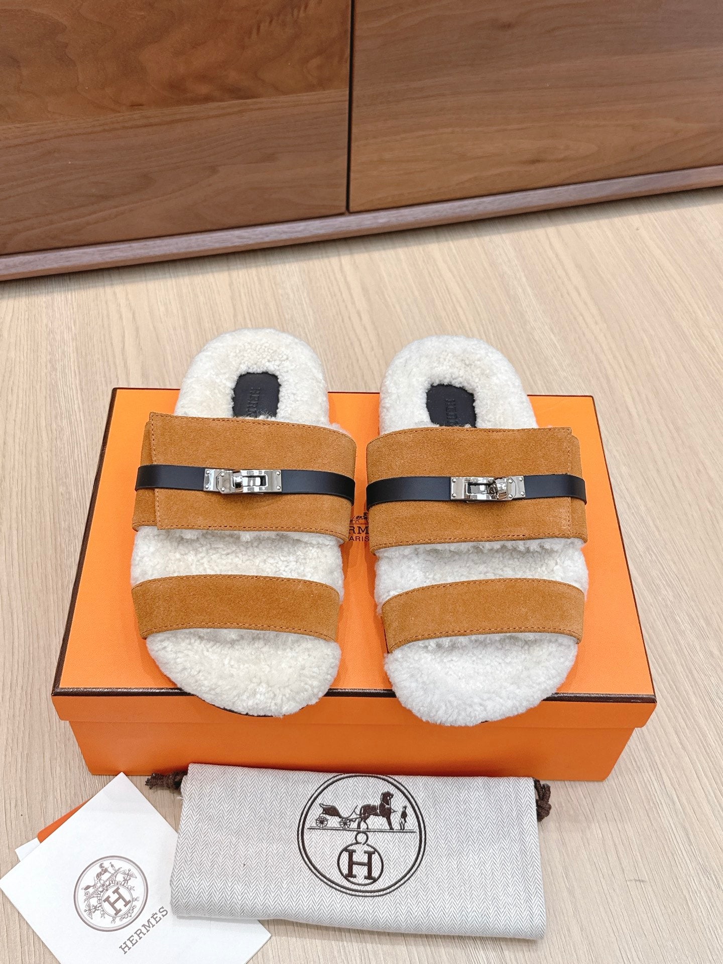 China Replica Hermes Women Shoes 88usd Only