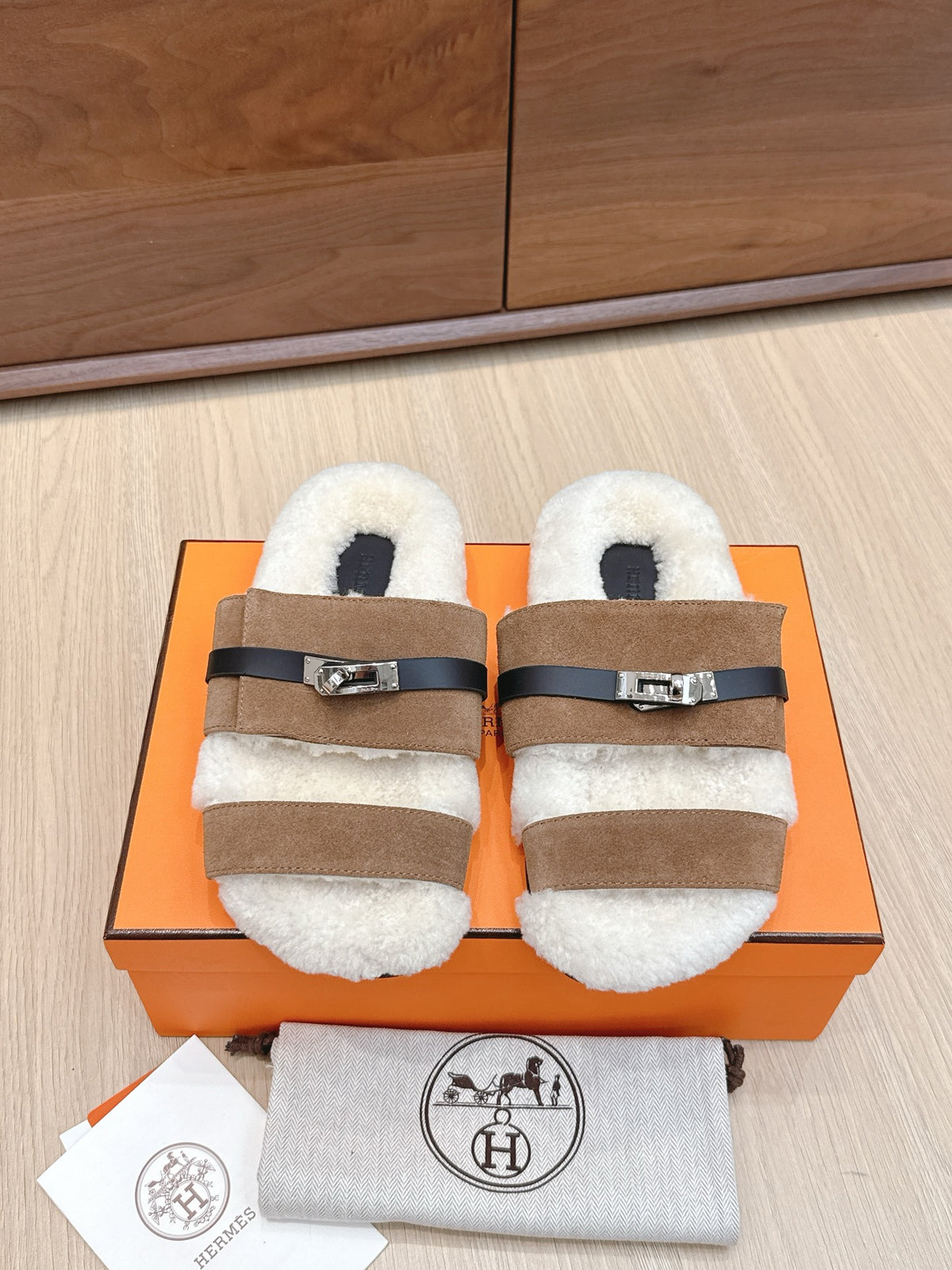 China Replica Hermes Women Shoes 88usd Only