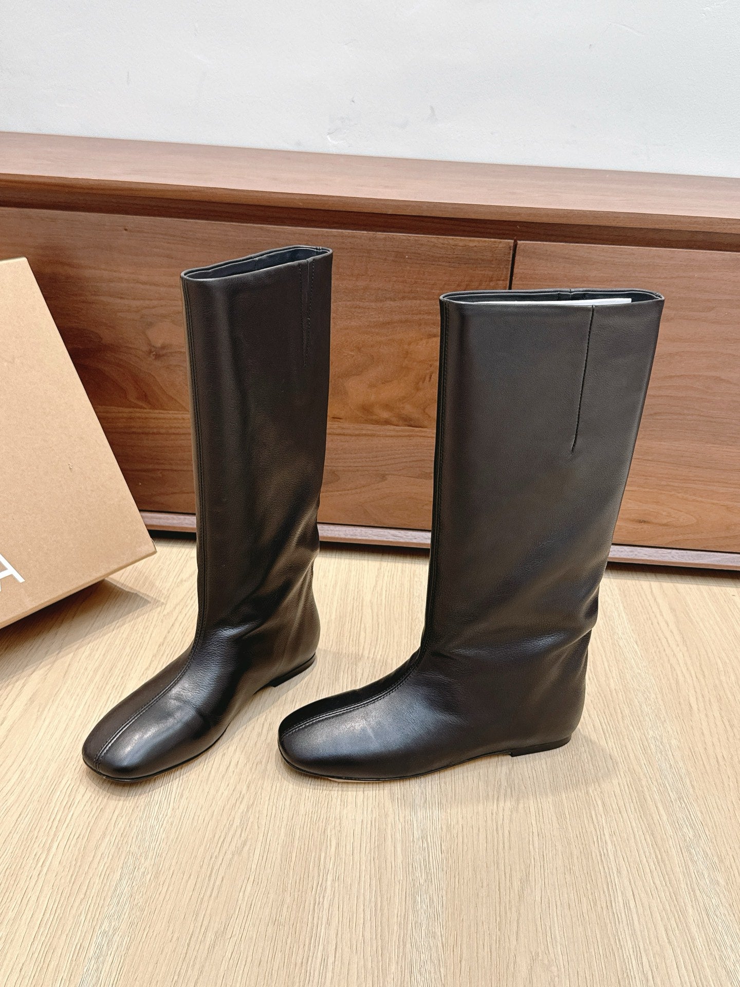 China Replica Celine Women Shoes 175usd Only