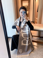 China Replica Burberry Scarf 17usd Only
