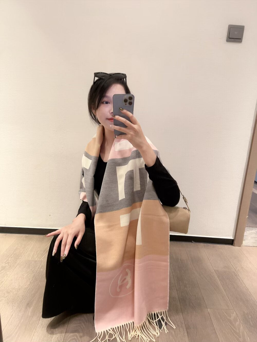 China Replica Chanel Scarf 17usd Only
