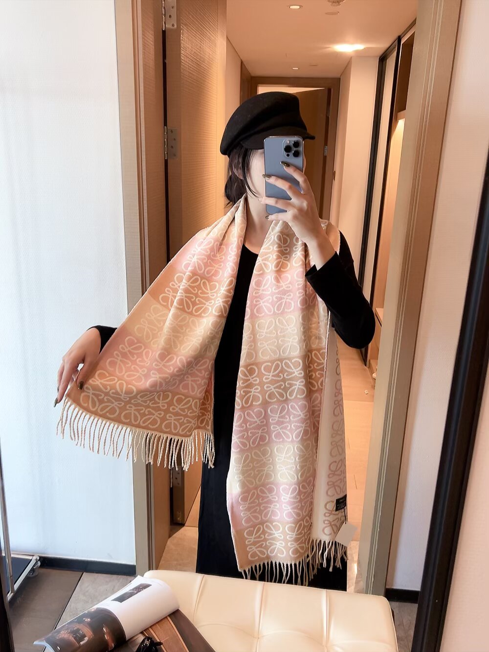 China Replica Loewe Scarf 17usd Only