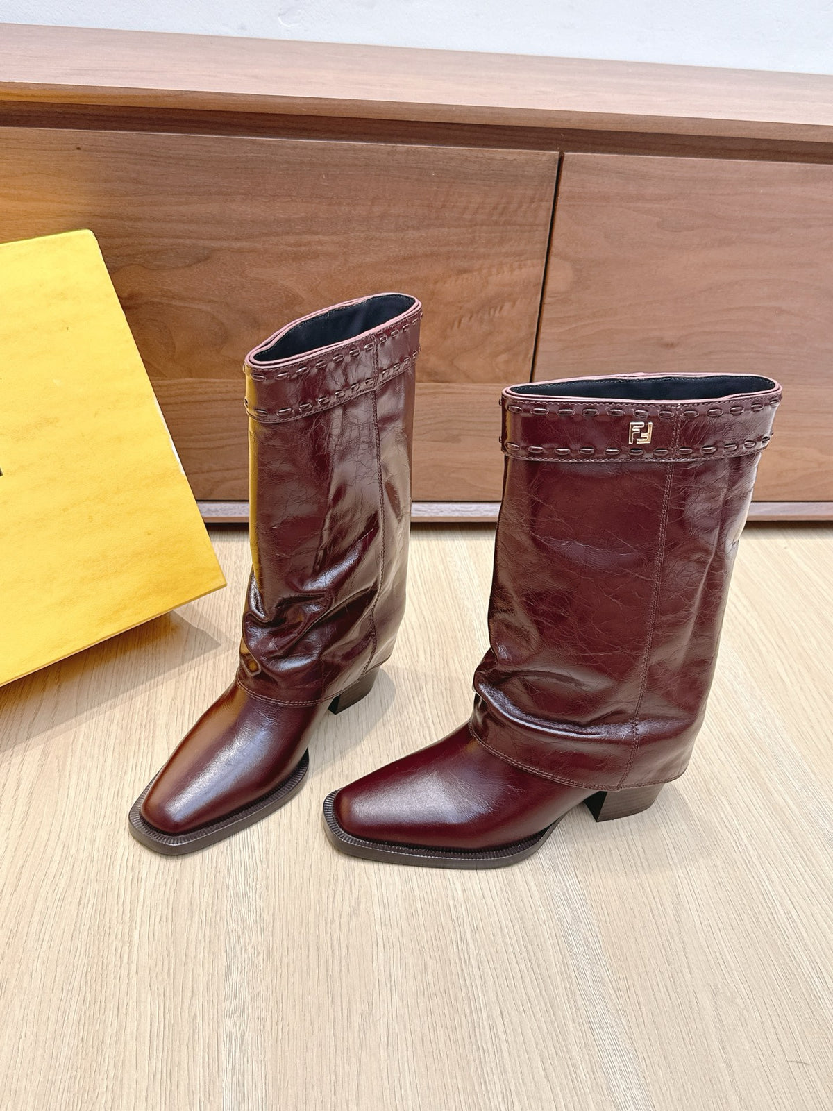 China Replica Fendi Women Shoes 178usd Only