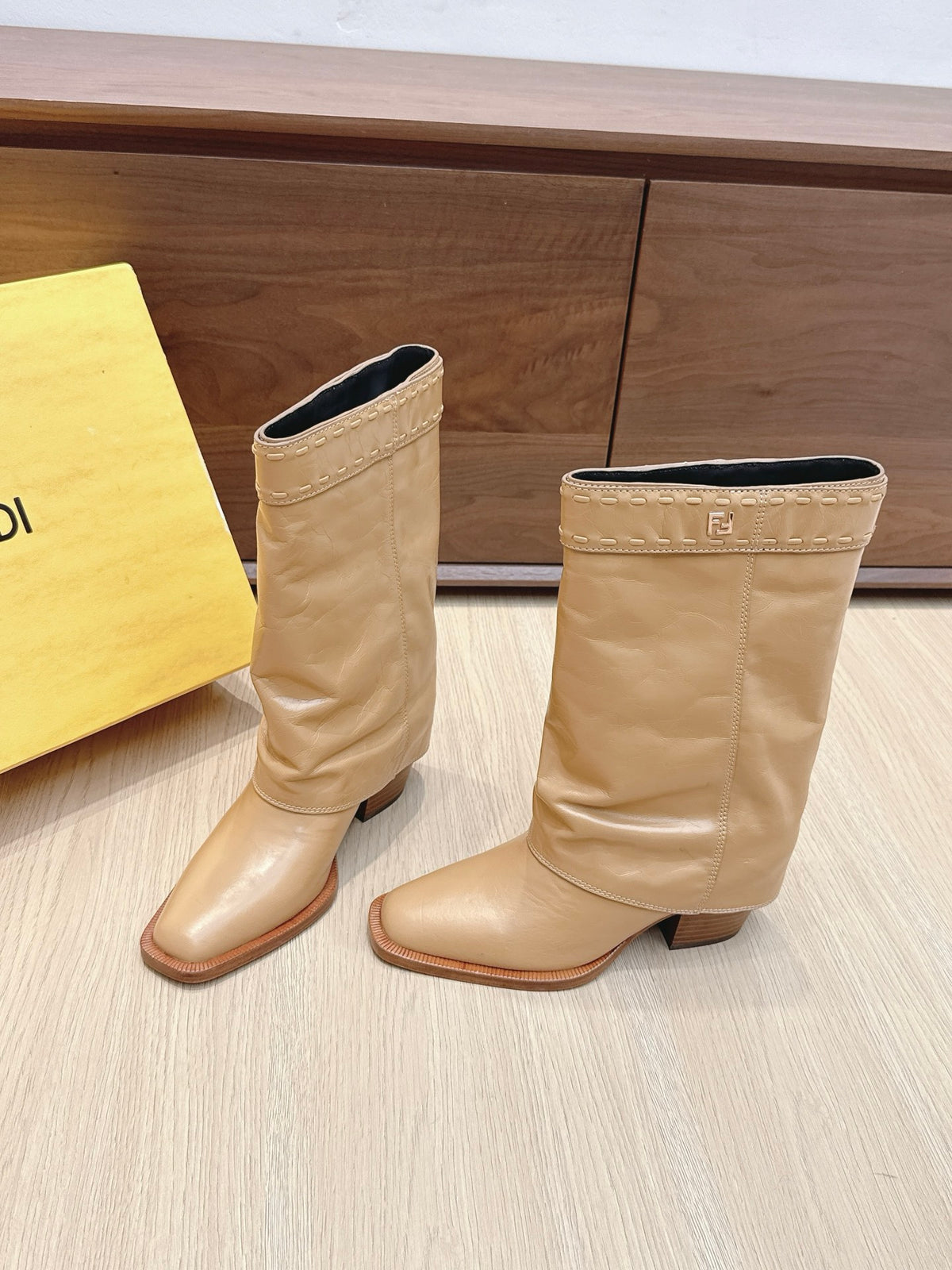 China Replica Fendi Women Shoes 178usd Only