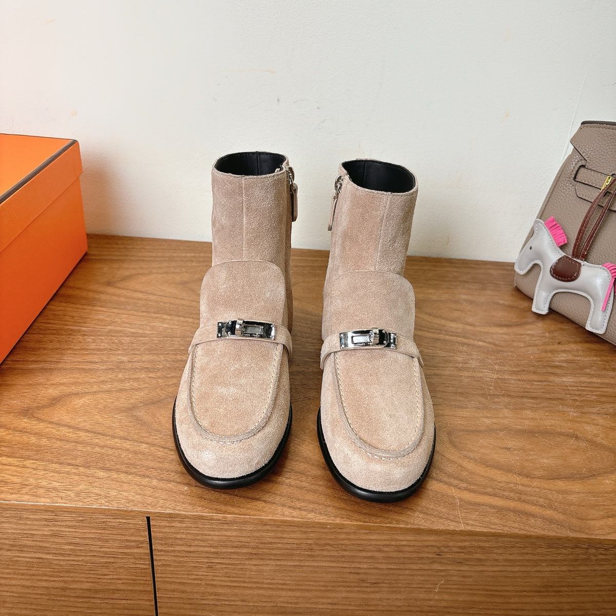China Replica Hermes Women Shoes 189usd Only