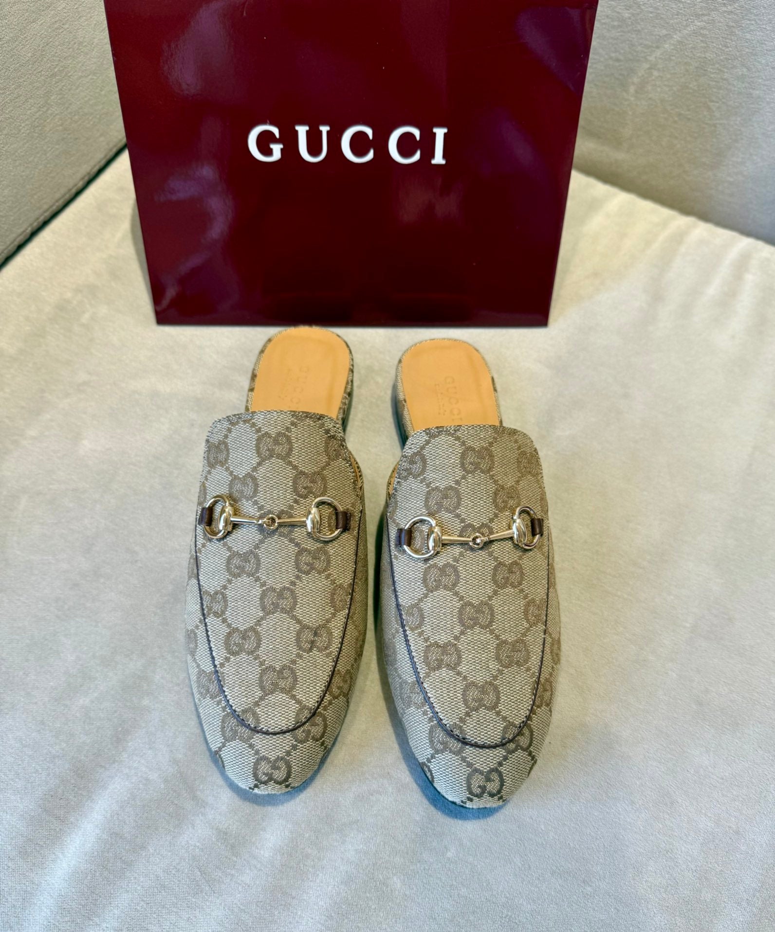 China Replica Gucci Women Shoes 84usd Only
