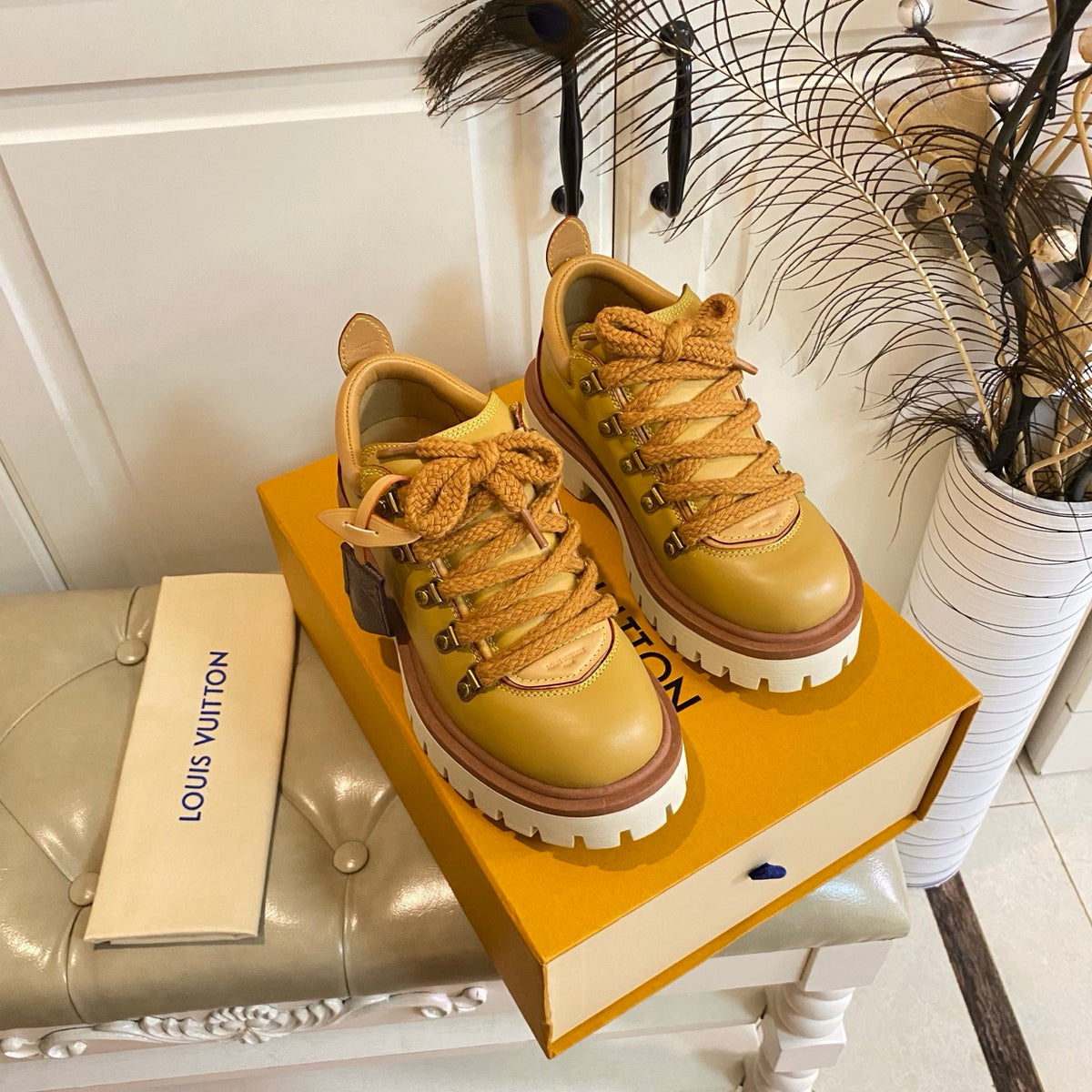China Replica LV Women Shoes 119usd Only