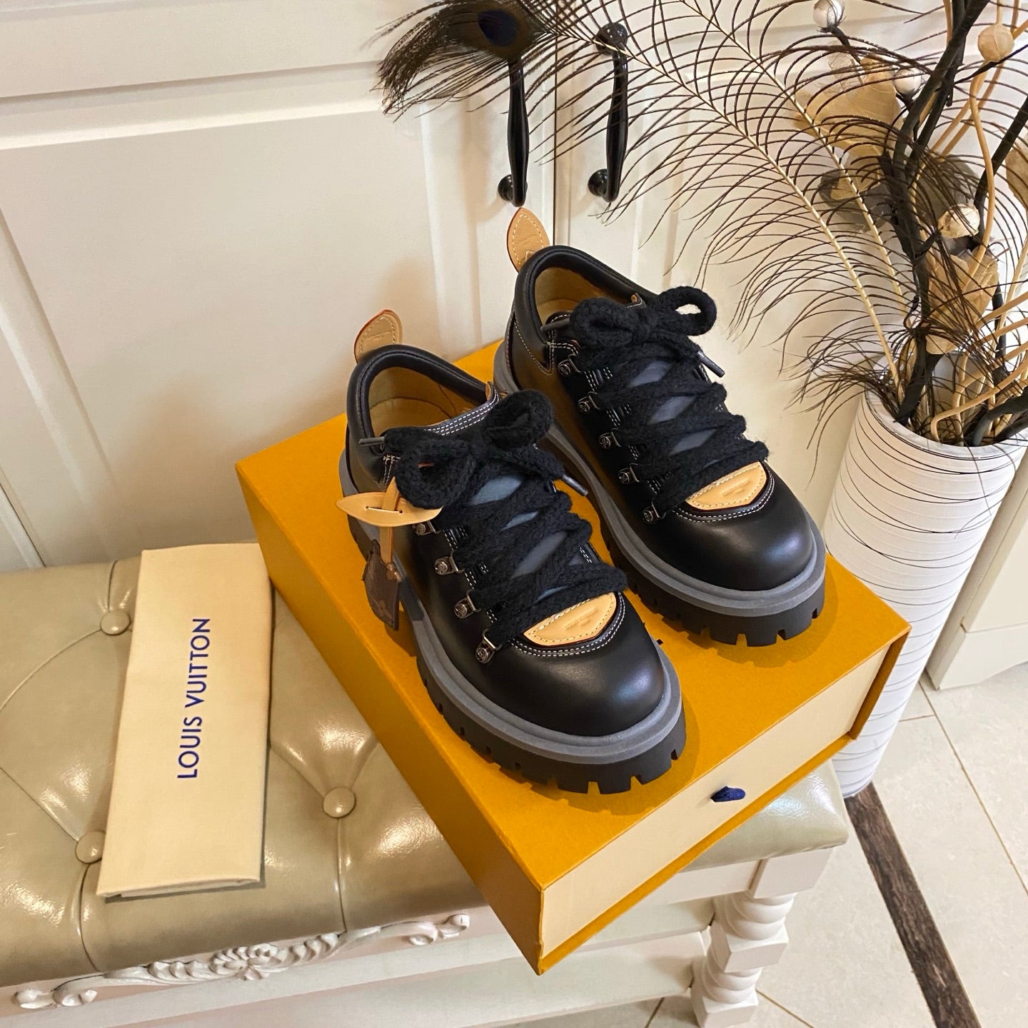 China Replica LV Women Shoes 119usd Only