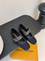 China Replica LV Women Shoes 108usd Only