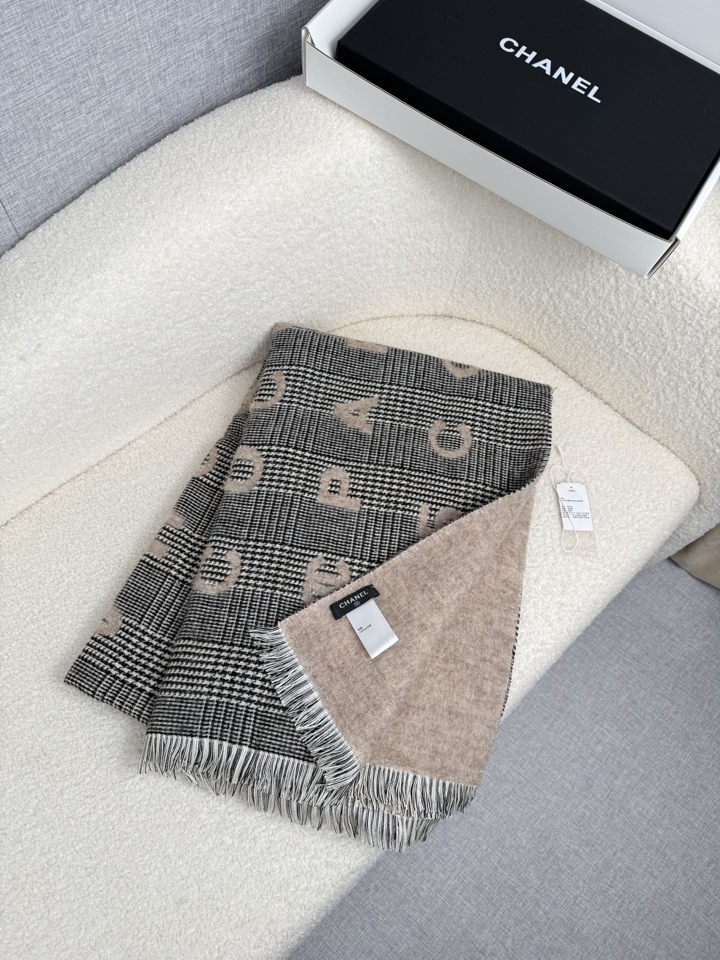 China Replica Chanel Scarf 82usd Only