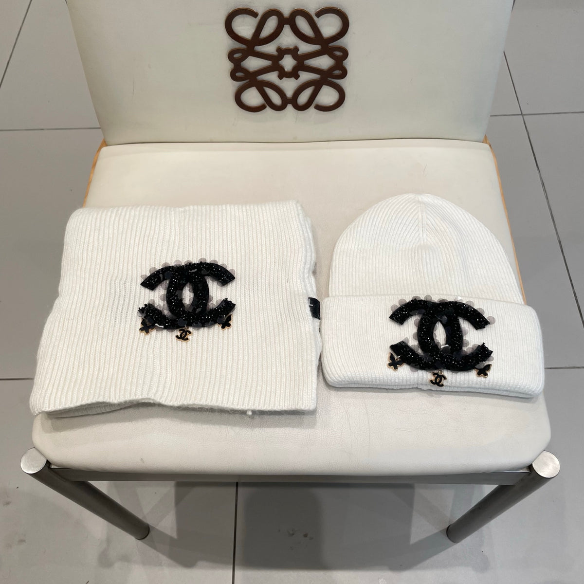China Replica Chanel Scarf 60usd Only