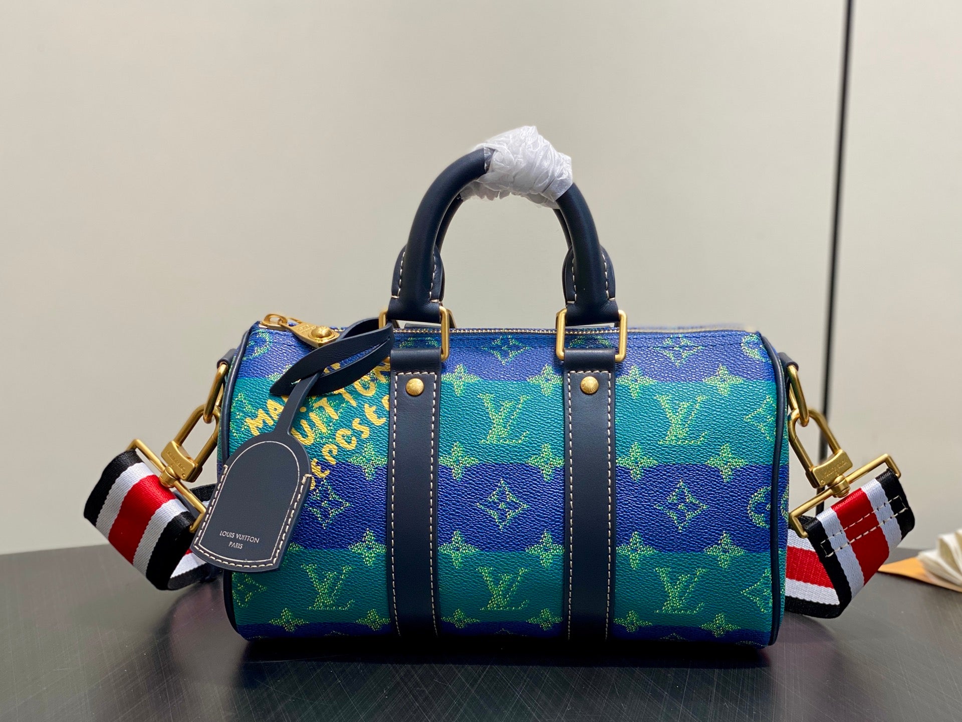China Replica LV Handbags 147usd Only