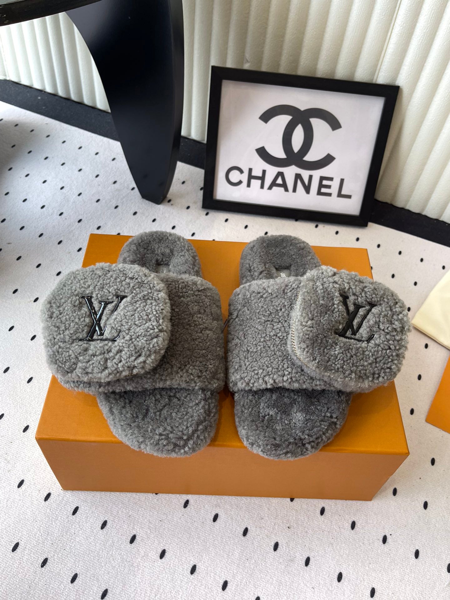 China Replica LV Women Shoes 91usd Only