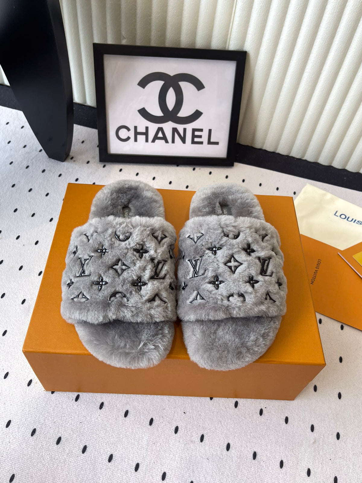 China Replica LV Women Shoes 91usd Only