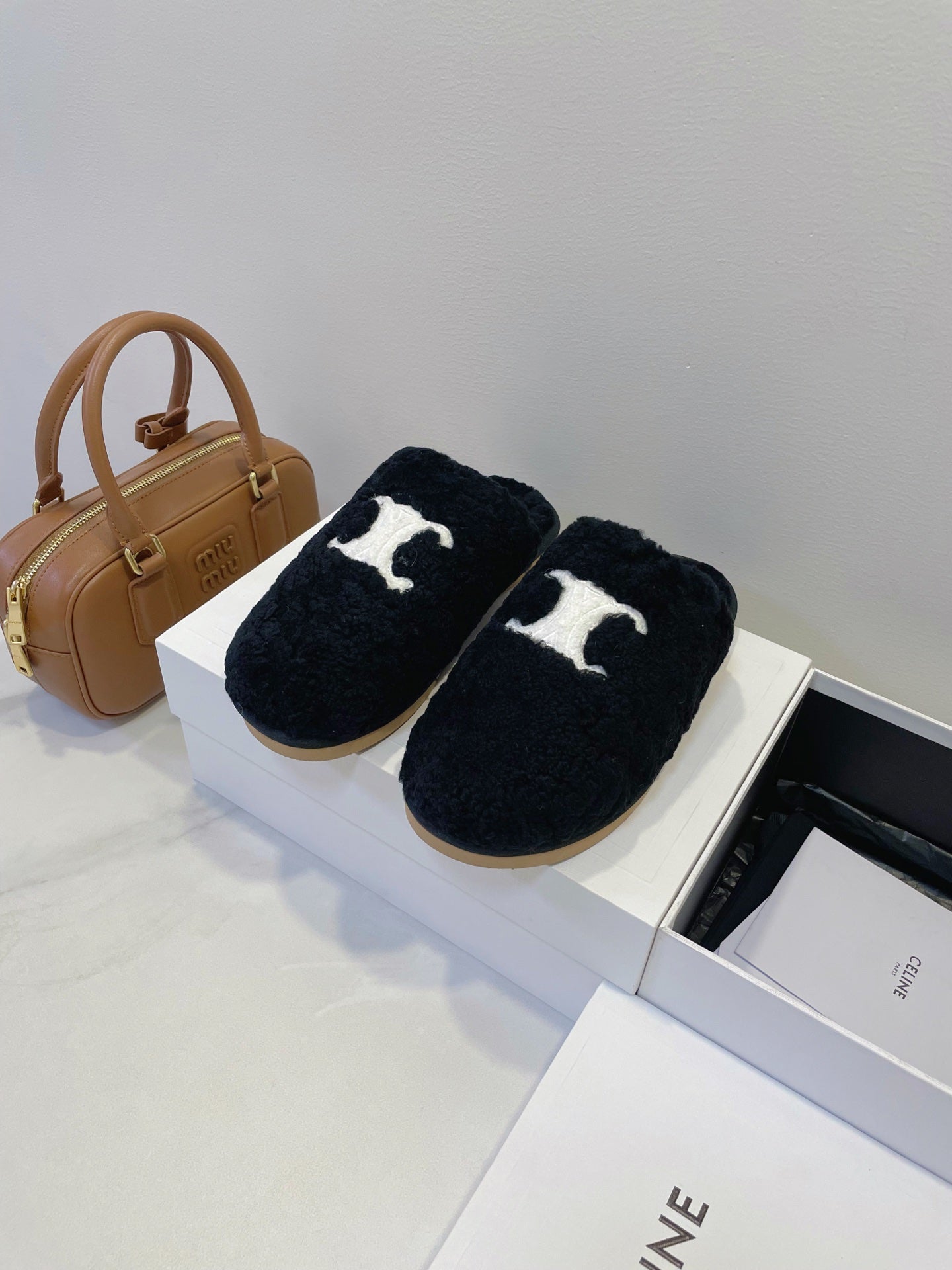 China Replica Celine Women Shoes 88usd Only