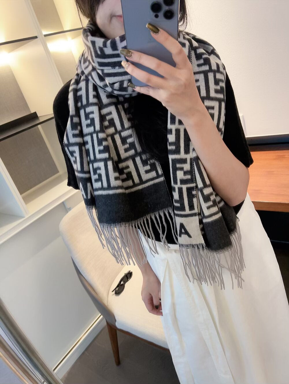 China Replica Fendi Scarf 16usd Only