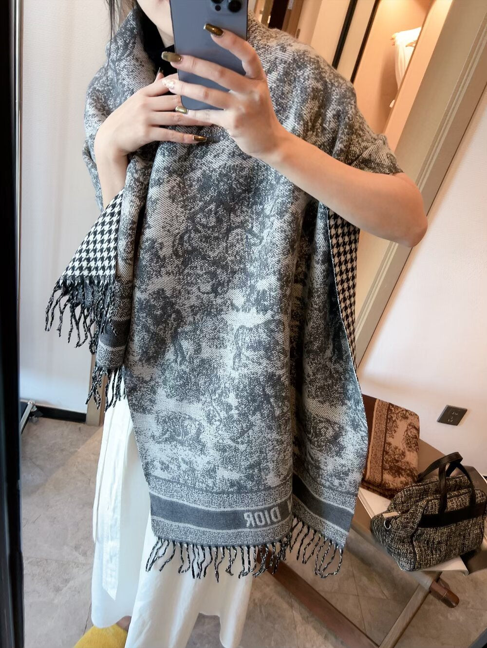 China Replica Dior Scarf 18usd Only
