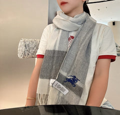 China Replica Burberry Scarf 44usd Only