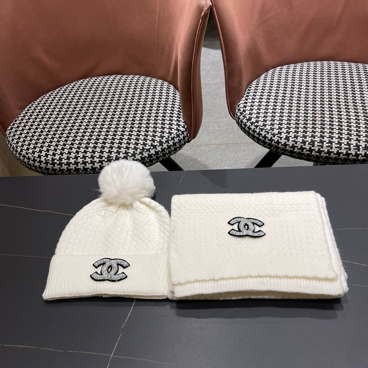 China Replica Chanel Scarf 62usd Only