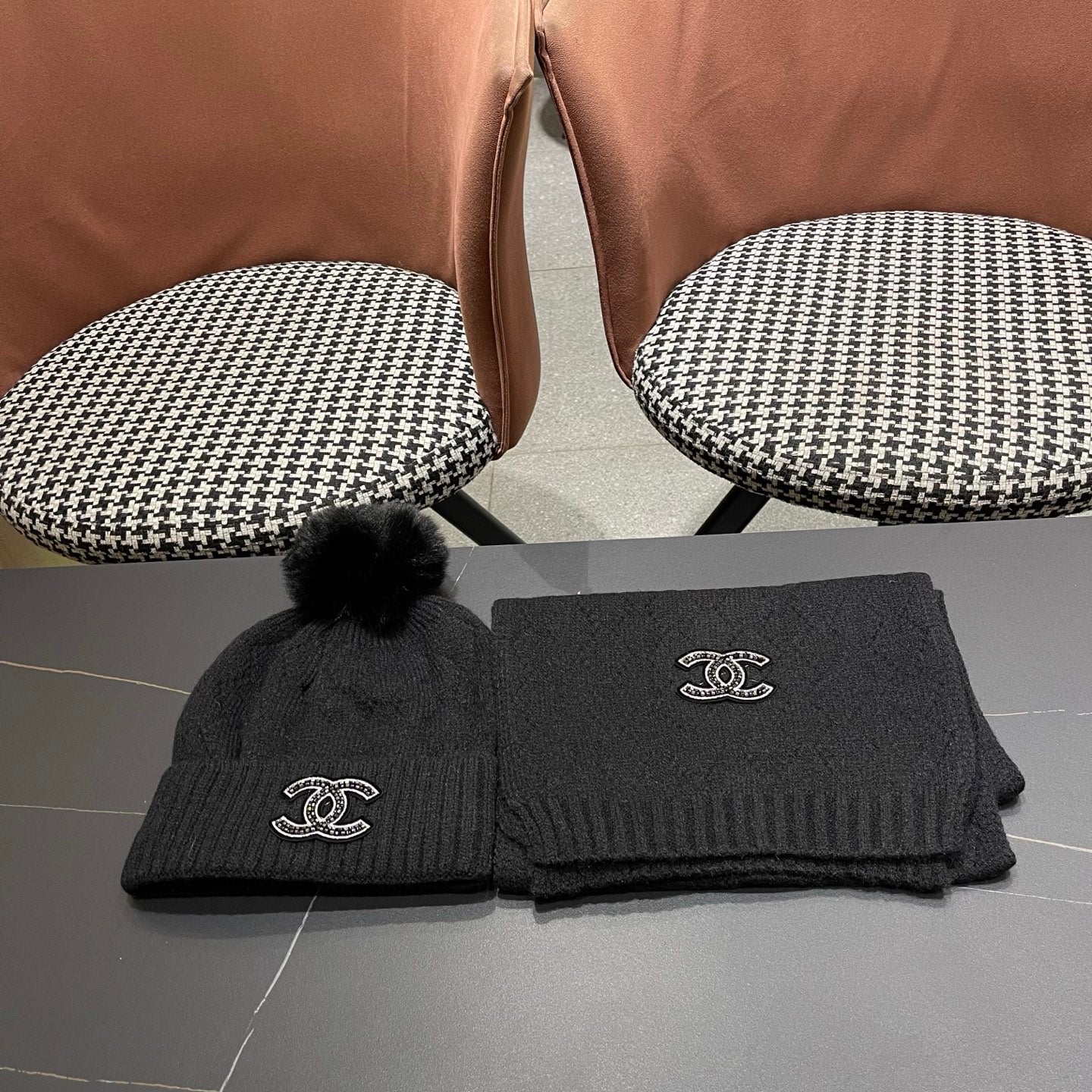 China Replica Chanel Scarf 62usd Only