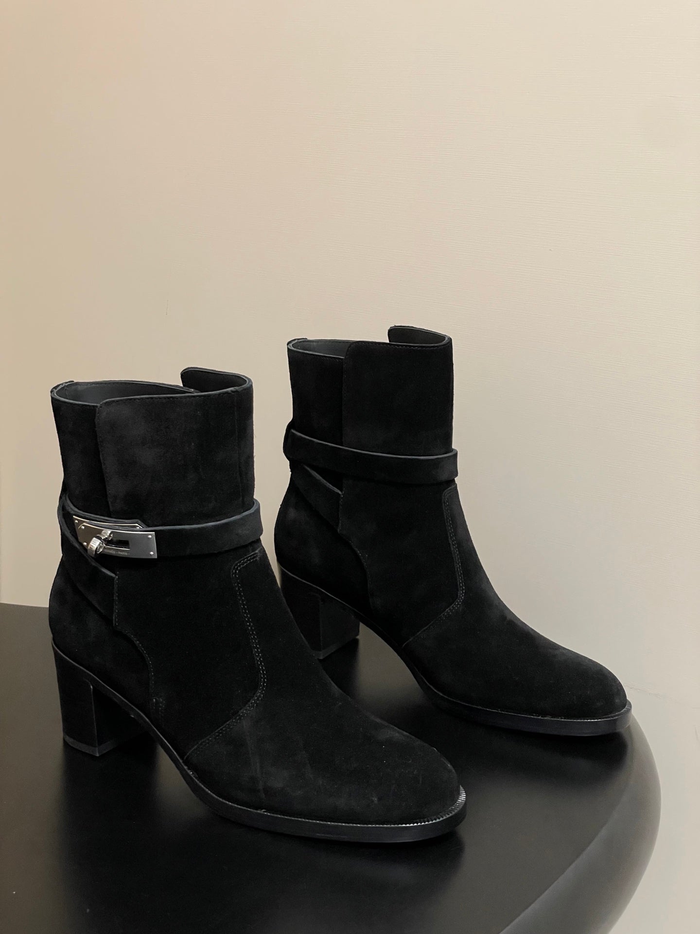 China Replica Hermes Women Shoes 189usd Only