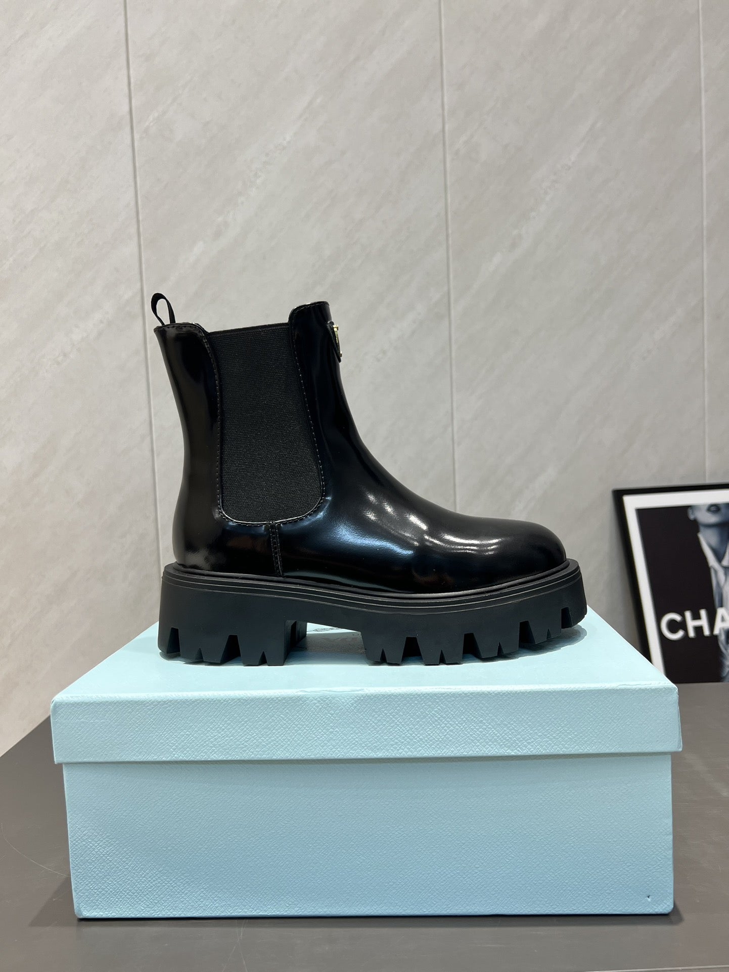 China Replica Prada Women Shoes 98usd Only