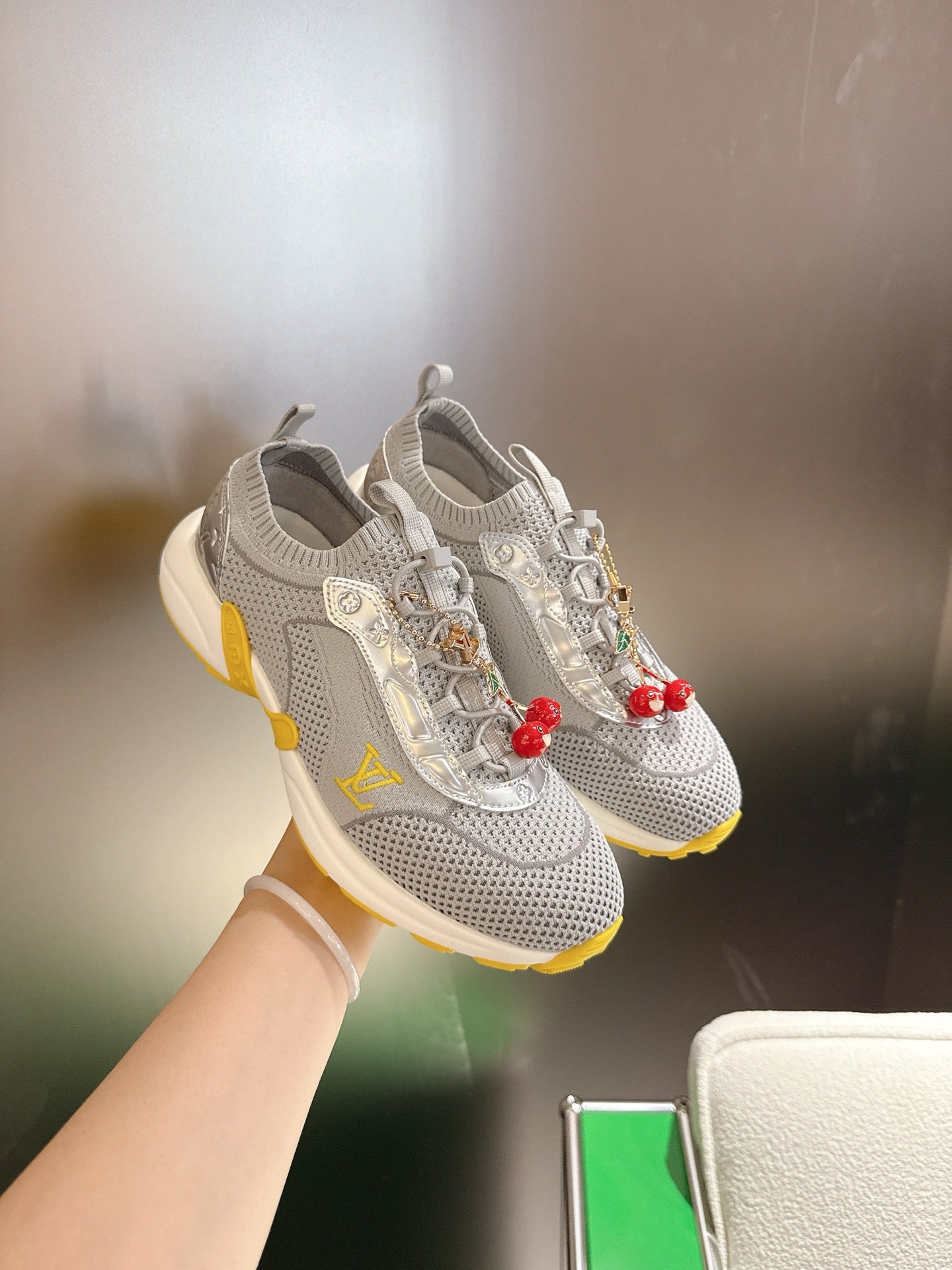 China Replica LV Women Shoes 105usd Only