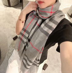 China Replica Burberry Scarf 58usd Only