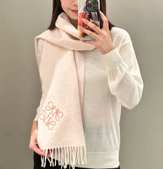 China Replica Loewe Scarf 48usd Only