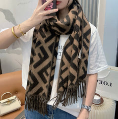 China Replica Fendi Scarf 62usd Only