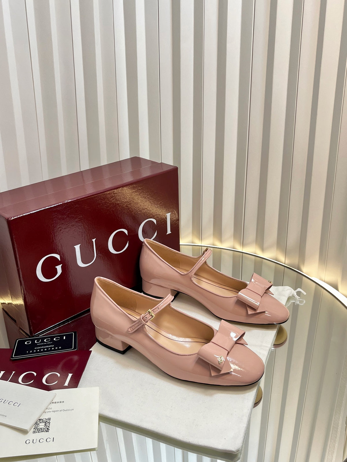 China Replica Gucci Women Shoes 102usd Only